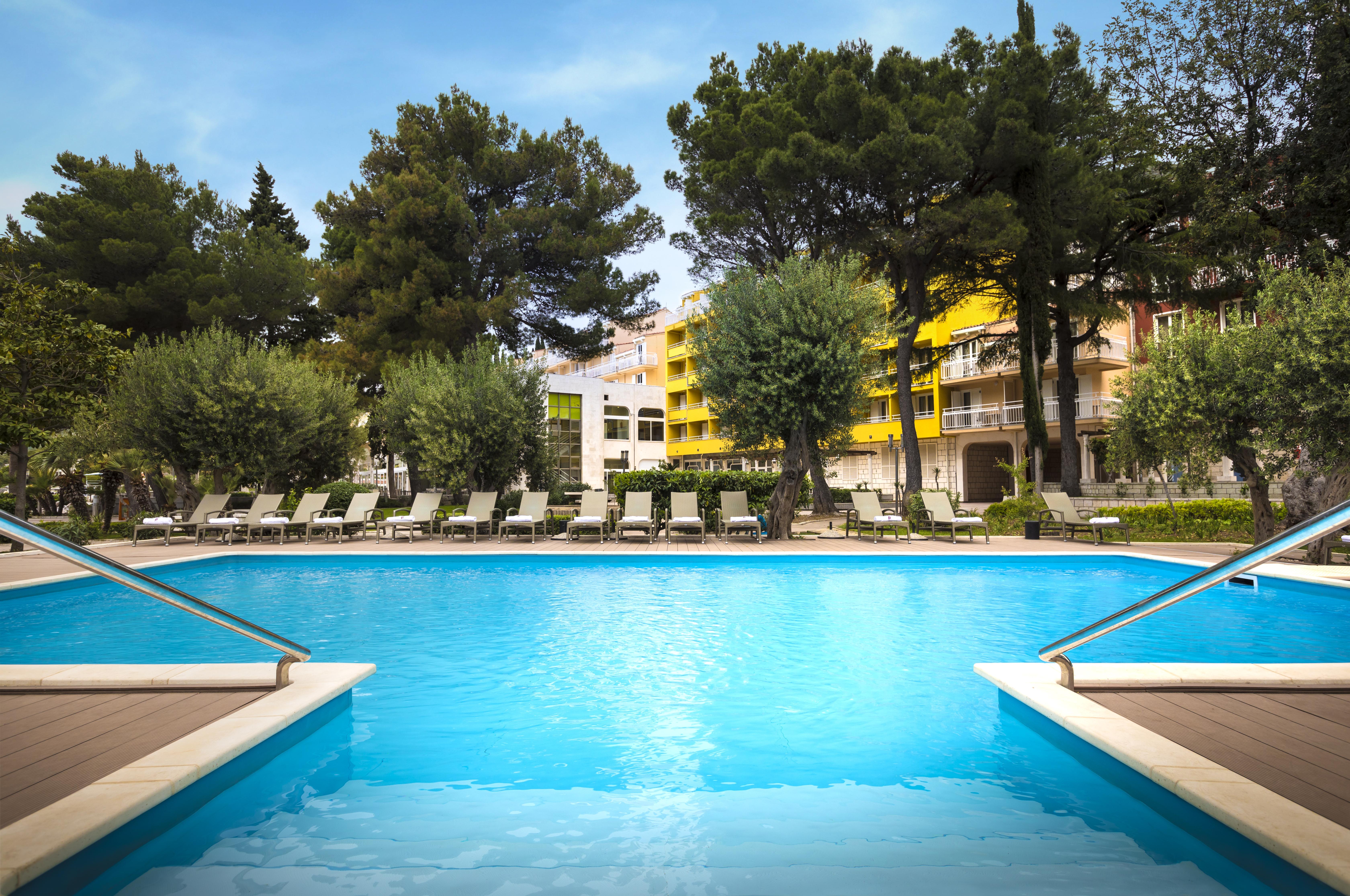 קאבטאט Remisens Hotel Epidaurus מראה חיצוני תמונה